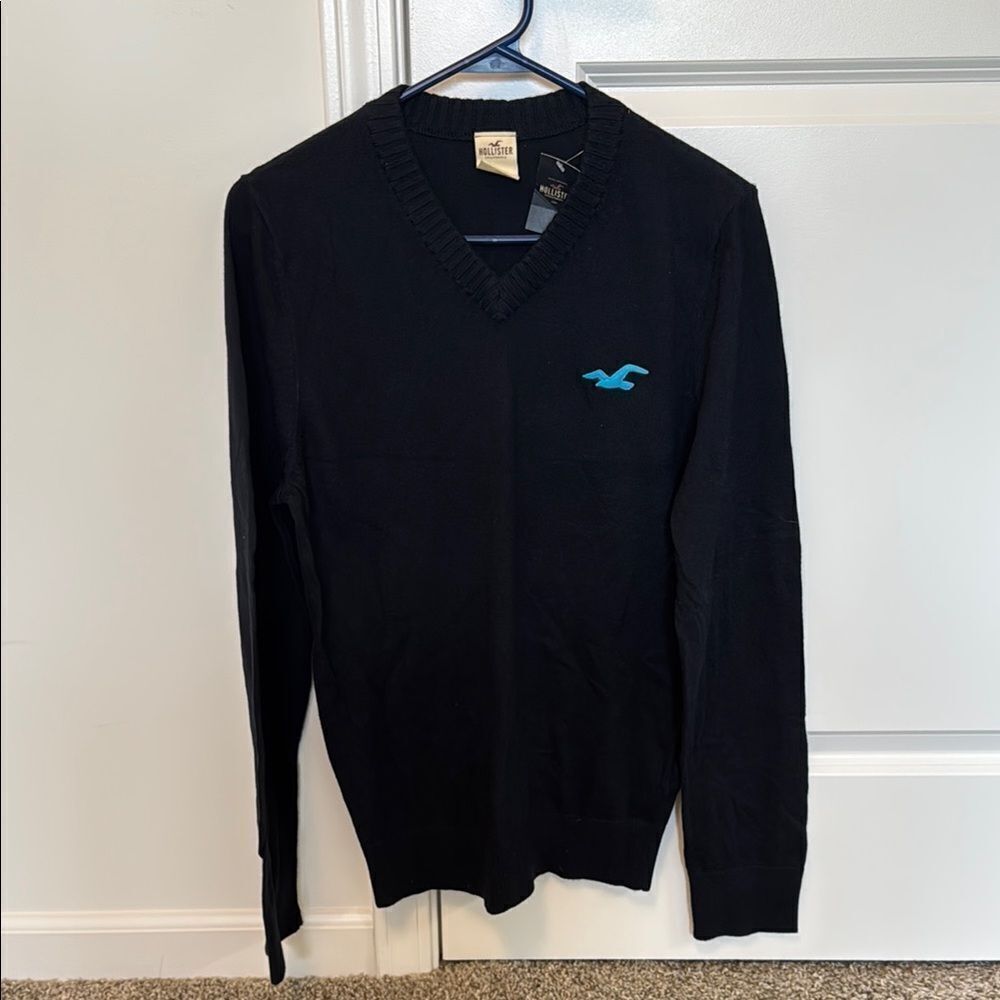 Hollister Navy Blue V-Neck Sweater Classic Knit